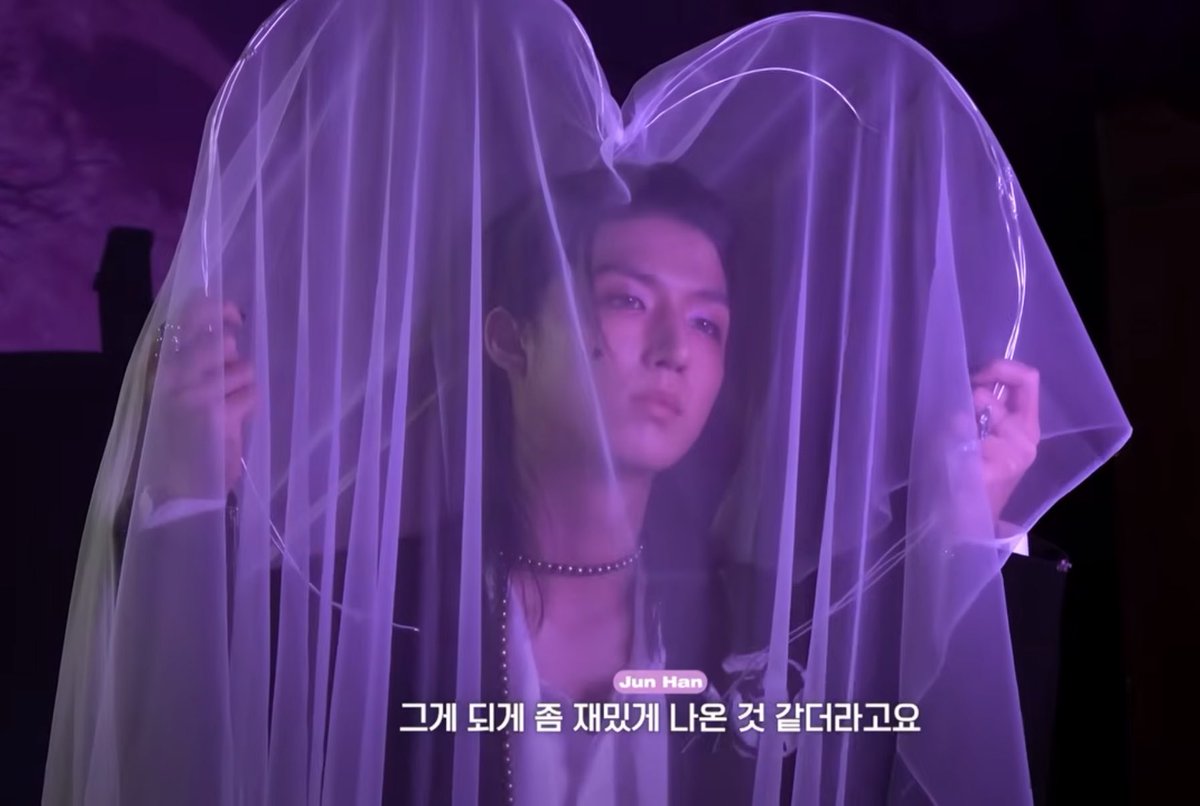 dotbobo_'s tweet image. 새신부 ㅋㅋ