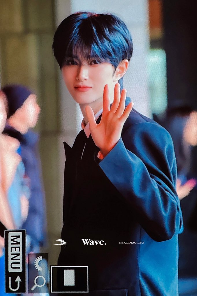 waveofLEO's tweet image. 260106 브랜드 대상 출근 

축하해요 리오야 💙

#XODIAC #소디엑 #리오 #LEO #李傲賢
#내사랑고양이바보