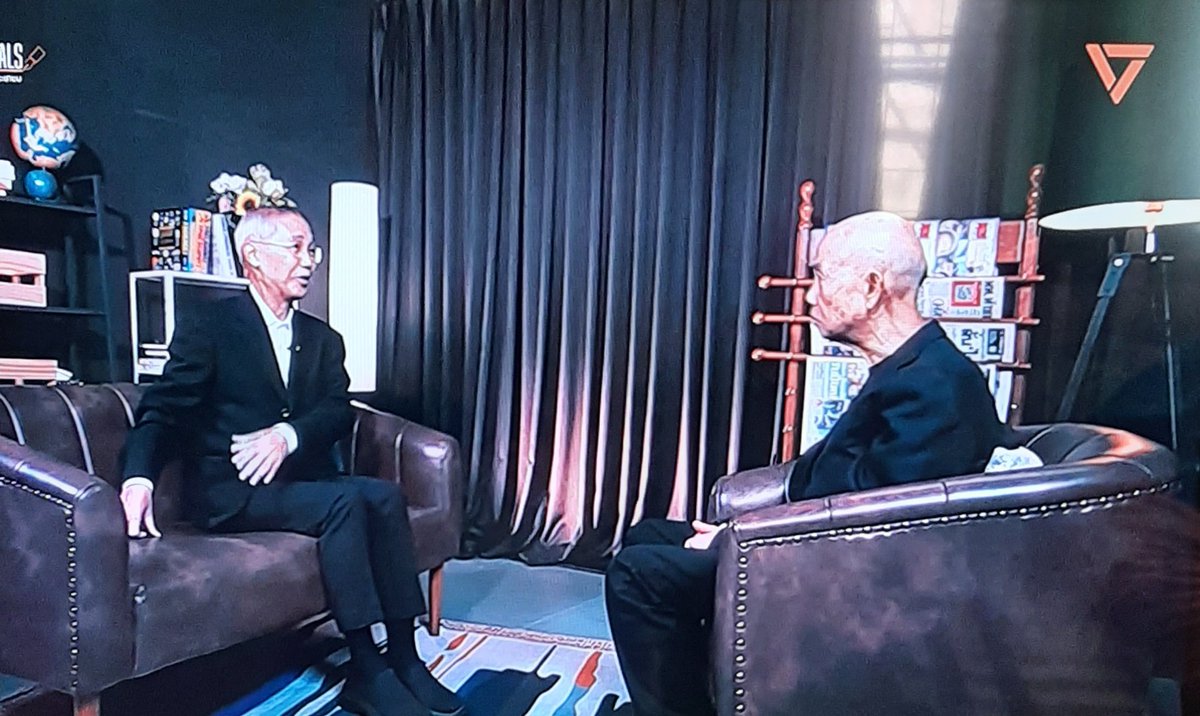 kaewnai's tweet image. ได้เวลาเปลี่ยนประเทศเป็นพลังการเมืองระหว่างประเทศที่กินได้ โดยท่านทูต "พิศาล มาณวพัฒน์"​ อดีตเอกอัครราชทูตไทย ประจำสหรัฐฯ เป็นแคนดิเดตรัฐมนตรีต่างประเทศของพรรค ปชน.#46