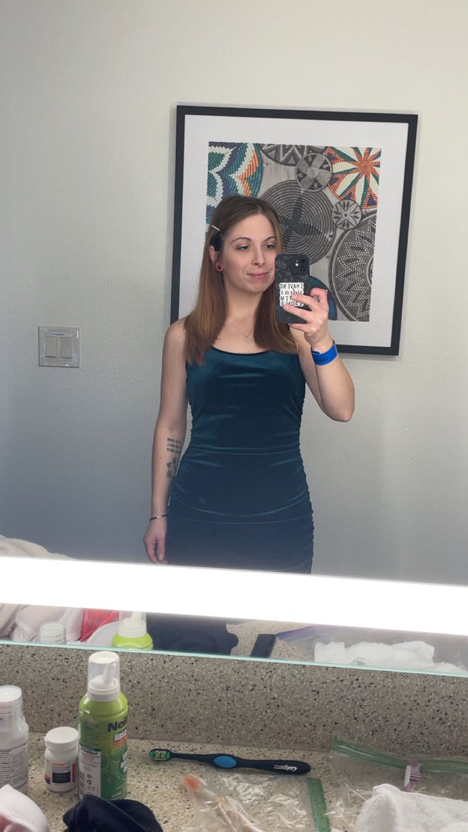 ShortCake11148's tweet photo. Life isn’t perfect, but I certainly am beginning to understand just how amazing I am. Not only as a daughter, mother, sister, auntie, wife, etc., but as my own self. 

xoxo

🌪️🥀🖤 https://t.co/V12L72h72d