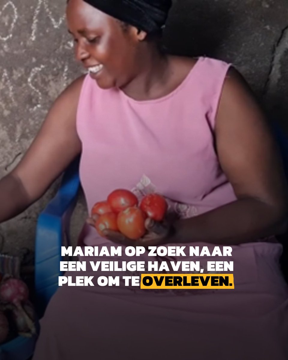 Mariam (38), moeder van zeven uit Oost-Congo, moest herhaaldelijk vluchten voor geweld van ADF en M23. Nu krijgt ze steun via de kerk in Kasindi. Dankzij hulp kan ze weer inkomen verdienen. “God heeft ons niet verlaten,” zegt ze. 💜