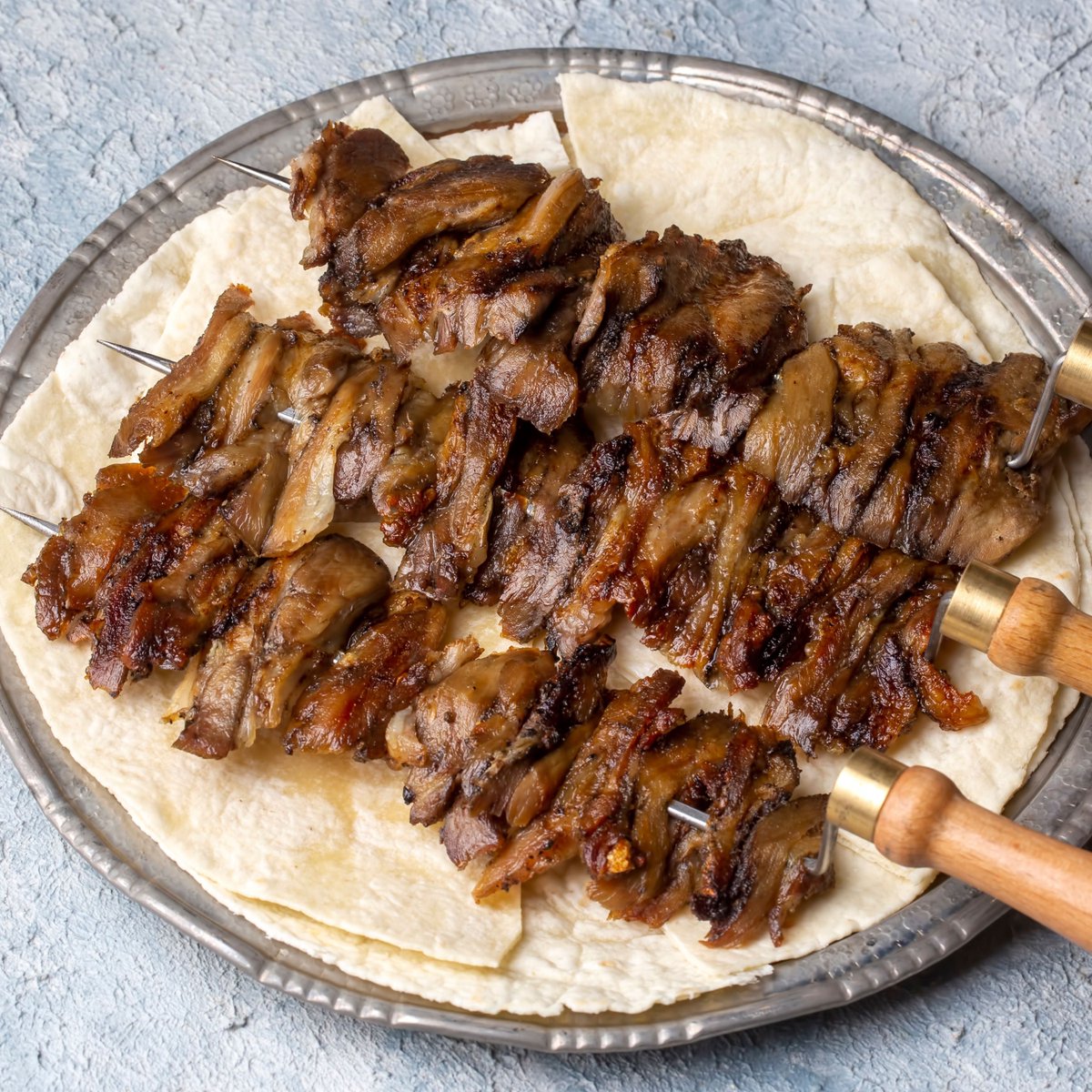 Erzurum'un Cağ Kebabı, dünyanın en iyi 100 yemeği arasında 5. sırada yer aldı. (TasteAtlas)