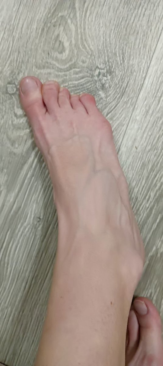 AnetRaspberry's tweet image. wow, good angle?