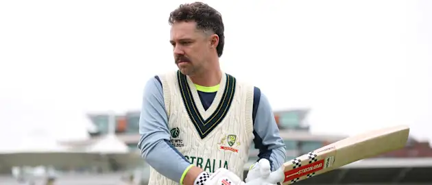AFC_2_Dev17's tweet photo. Travis Head has 8767 Runs with 19 centuries at the age of 32.
WTC winner, CWC winner, BGT winner, Ashes winner. Centuries in WTC and CWC final.

15k runs with 30 centuries by end of the career with an IPL trophy to his name &amp; it would be a complete career.

#Ashes2025 #AUSvsENG https://t.co/QIAFiQmUDE