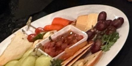 A mí lo que me resulta terrible es que esta sea una cena de gala en la meca del cine.