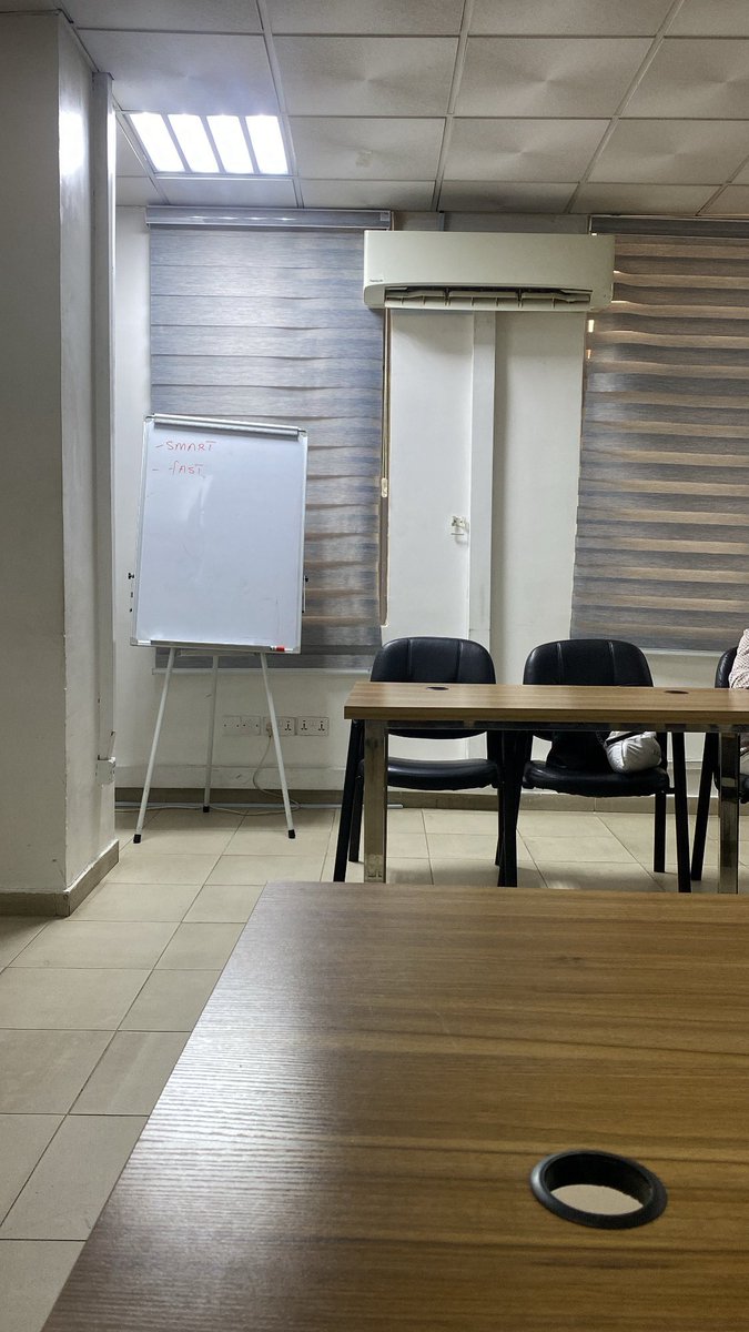 foribukun's tweet photo. How Day 2 in Digital and Technology Consulting looks like for me https://t.co/H3l5OyAKzI