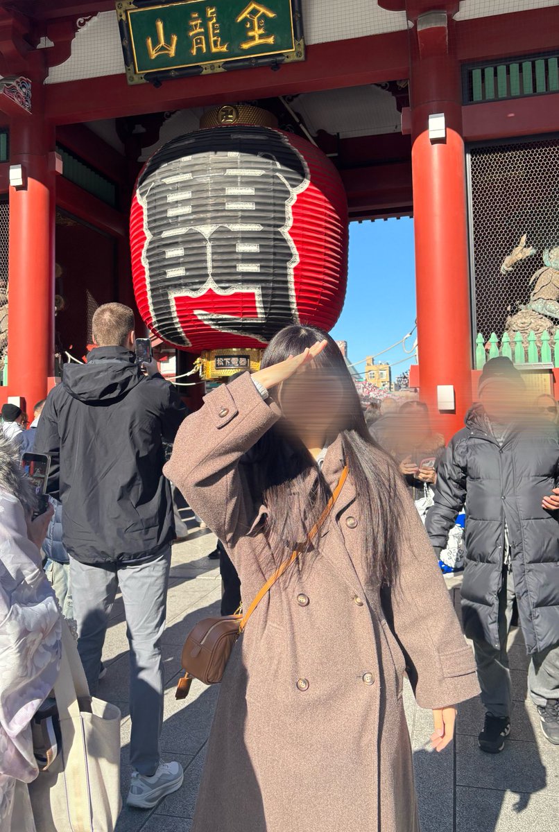 svr__pn's tweet photo. 彼女と浅草で初詣してきた！ https://t.co/FD7HbBOhit
