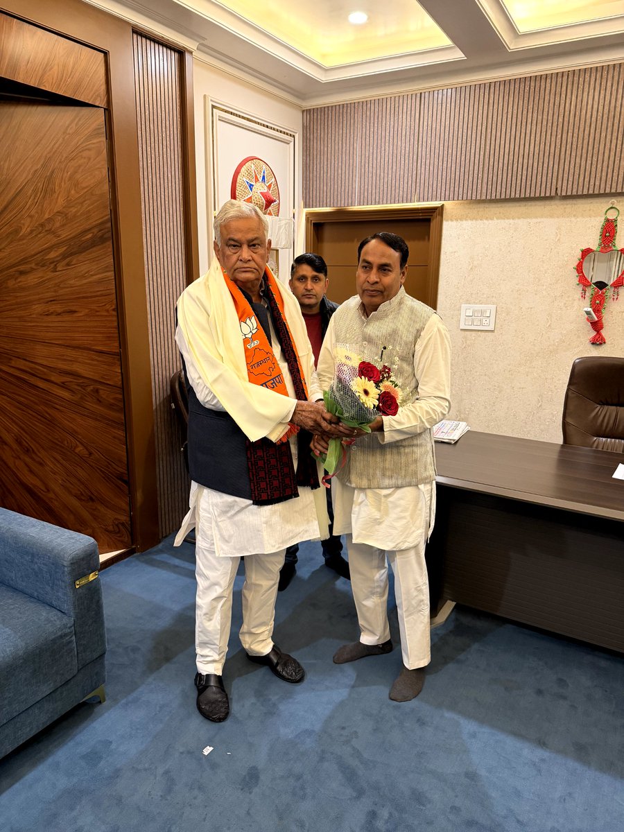 DrKirodilalBJP's tweet photo. भाजपा जनजाति मोर्चा के नवनियुक्त प्रदेशाध्यक्ष एवं जहाजपुर विधायक @MlaGopichand जी ने आज आवास पर शिष्टाचार भेंट की।
इस अवसर पर भाजपा जनजाति मोर्चा के नवीन दायित्व हेतु उन्हें हार्दिक बधाई दी। https://t.co/bmILvqhlis