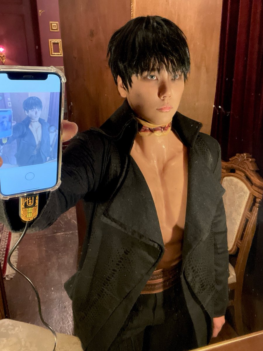 오늘밤 창조주 만나러갈건데 옷 괜찮나요
#프랑켄슈타인