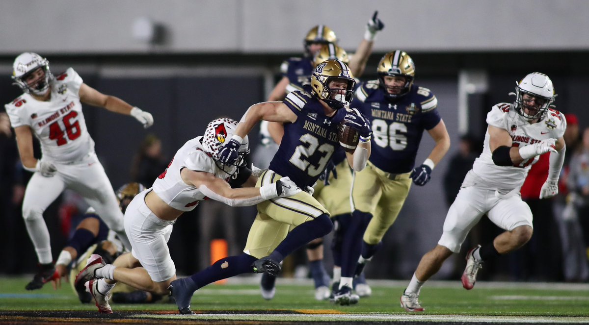Brooksnuanez's tweet photo. Montana State fights its way to a 35-34 thrilling overtime win over Illinois State to take home the National Championship for the first time in 41 years https://t.co/XQqLgwhLOt