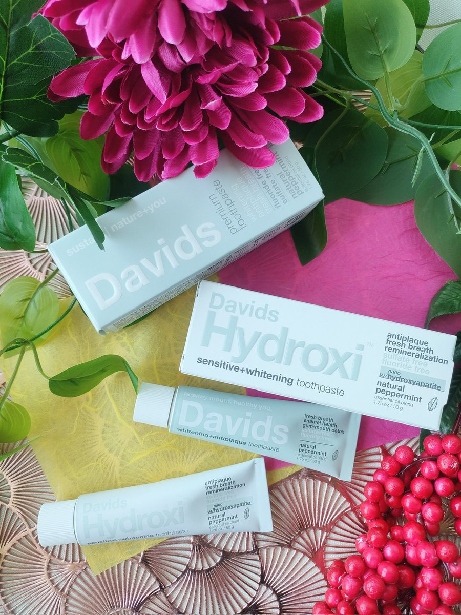 🌿おすすめ商品のご紹介🌿

『Davids ホワイトニングトゥースペース』

天然原料のみをベースとし、
自然な甘さとさわやかな
天然ミントフレーバーのホワイトニング歯磨き粉。

歯垢を吸着し、
歯の表面をなめらかに整えます。

#waltz
#オーガニック
#セレクトショップ
#新宿 #新大久保
#ギフト