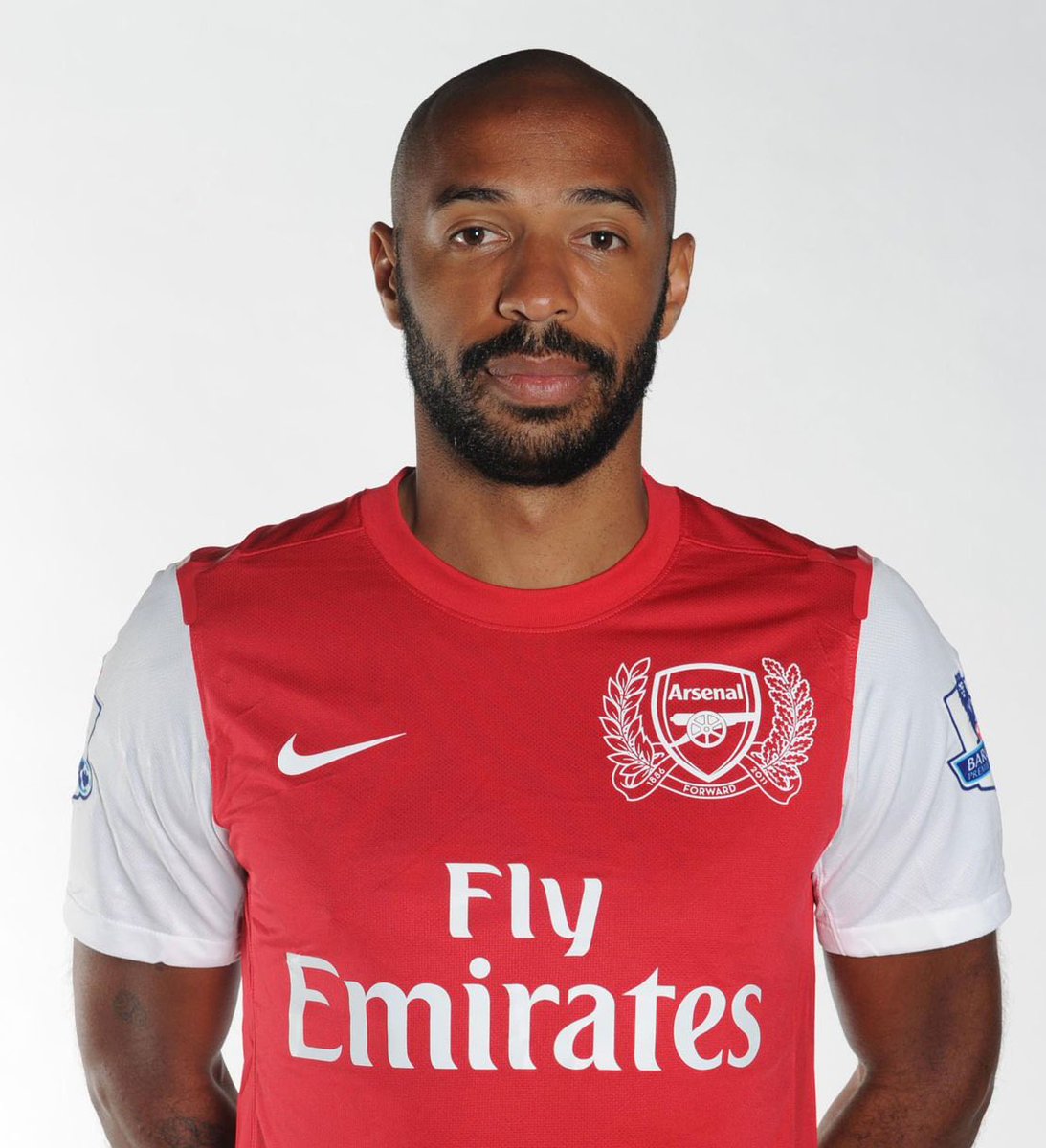 afcstuff's tweet photo. On this day in 2012: Arsenal re-signed 34-year-old club-record goalscorer Thierry Henry on a two-month loan deal from New York Red Bulls. 👑 https://t.co/cbTuvh0wsT