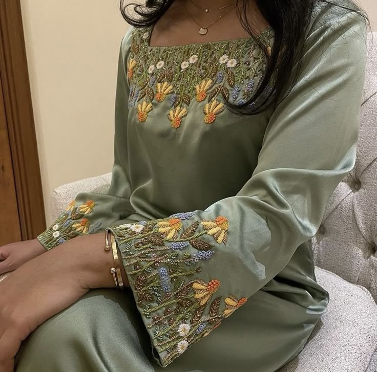 Boo__M5's tweet image. اللهمَّ صباحًا مُبشرًا بالخير
   لا يمسنا فيه سوء
اللهمَّ قلبًا آمنًا مطمئنًا
        ونفسًا راضية
ورزقًا واسعًا حلالًا طيبًا

          🌤️ *صباح الخير* 🌤️