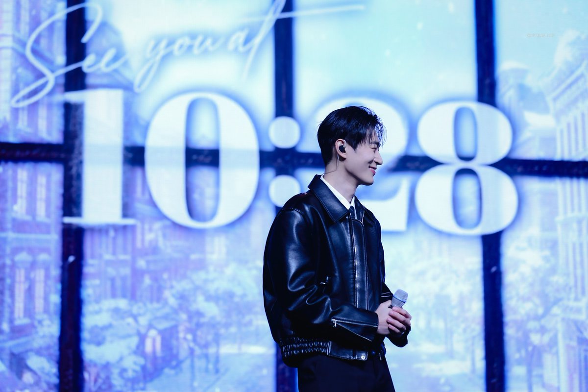 SEOHAM_HAE's tweet image. See you at 10:28
매일 서함시에 만나주라,,,🥹

#박서함 #PARKSEOHAM