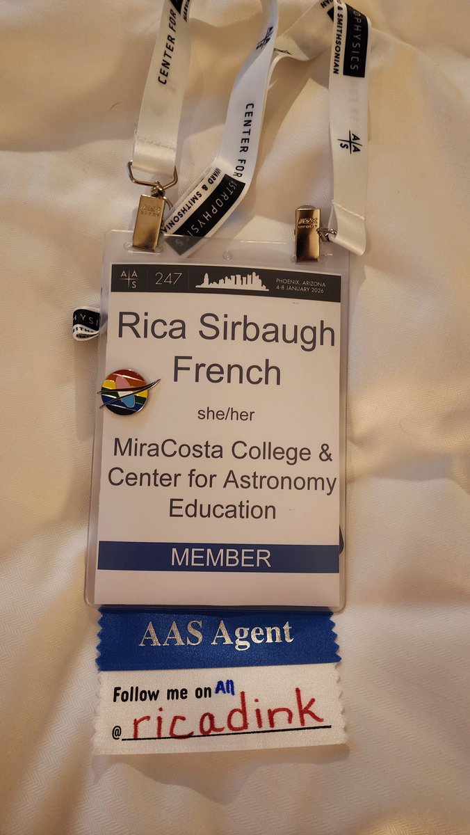 Rica Sirbaugh French #IDIC 🟡🟡🟡🟡 tweet media