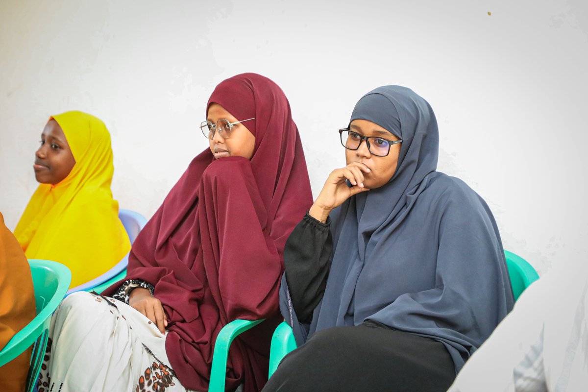adra_somali's tweet image. Through the #PROTECT-S Project funded by @ADRANederland , we trained teachers, head teachers, and school staff on preventing and responding to School-Related Gender-Based Violence, strengthening safety in learning spaces.