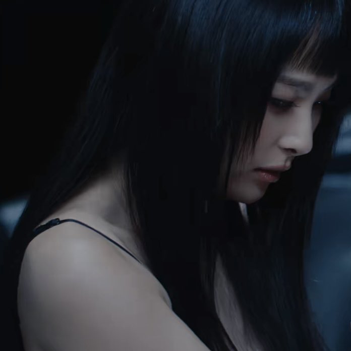 xiongseulgi's tweet image. "FUCK YOU"                             "WHEN"