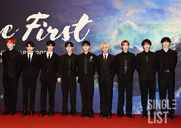 [포토] 소디엑 '9인9색 남신'

#소디엑 
#XODIAC 
<a href="/XODIACOfficial/">XODIAC Official</a>
#렉스 #현식 #자얀 #범수 
#웨인 #규민 #씽 #다빈 #리오
#2026대한민국퍼스트브랜드대상  
⬇관련기사⬇ 
slist.kr/news/articleVi…