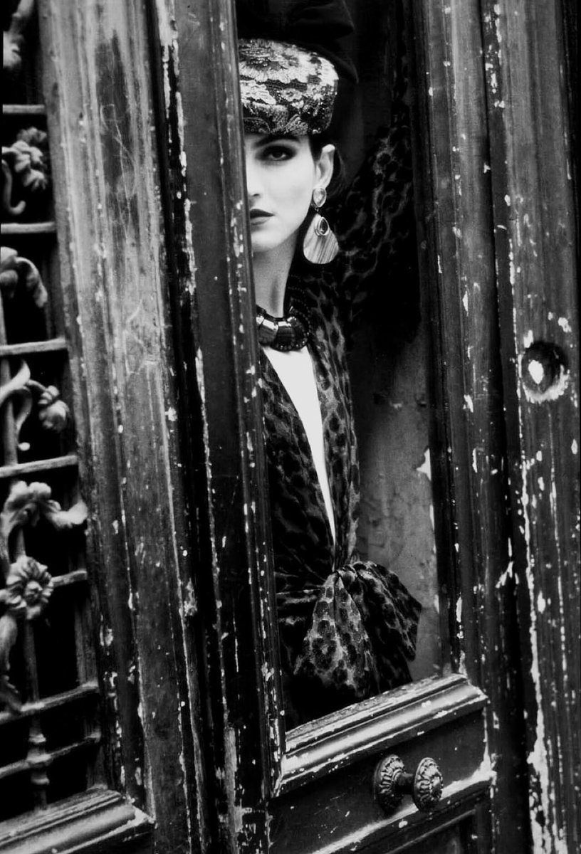 ArtPhoto tweet media