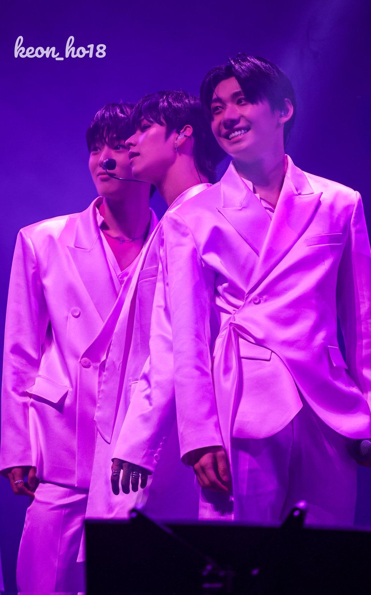 keon_ho18's tweet image. Just 💙💙💙

STEJAYHAN

서울 팬콘

#제이엘 #박한 #스티븐