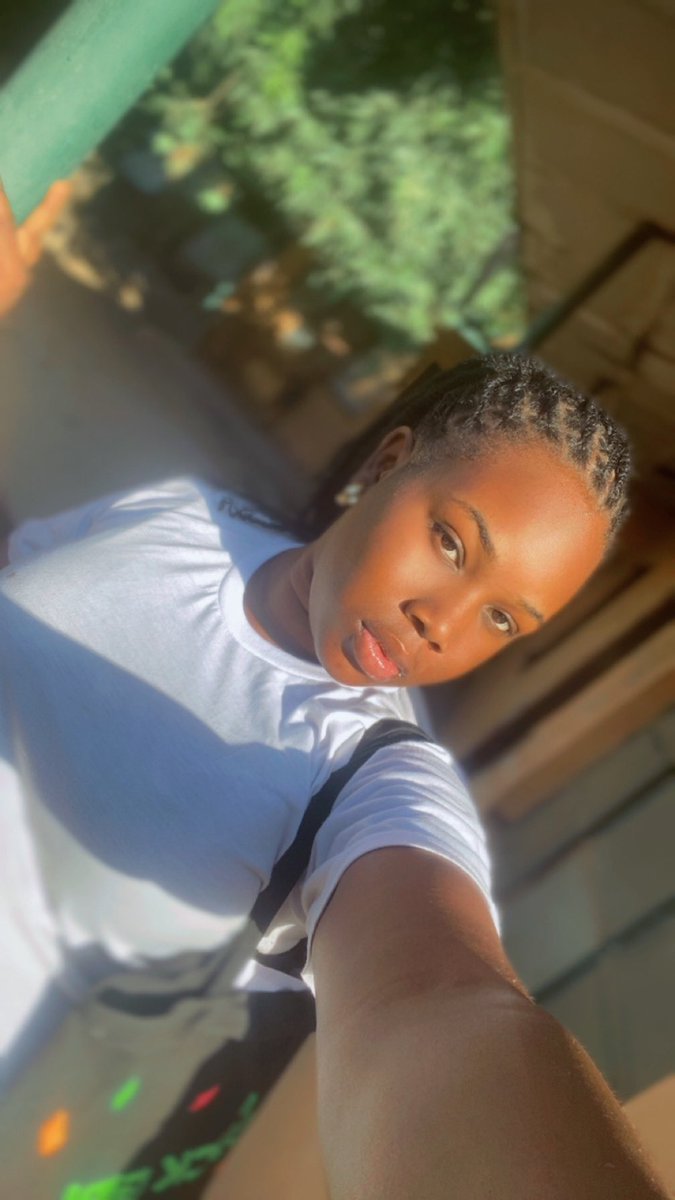Fìyìnfólúwa Esq. (Lawyer for the baddies) tweet media