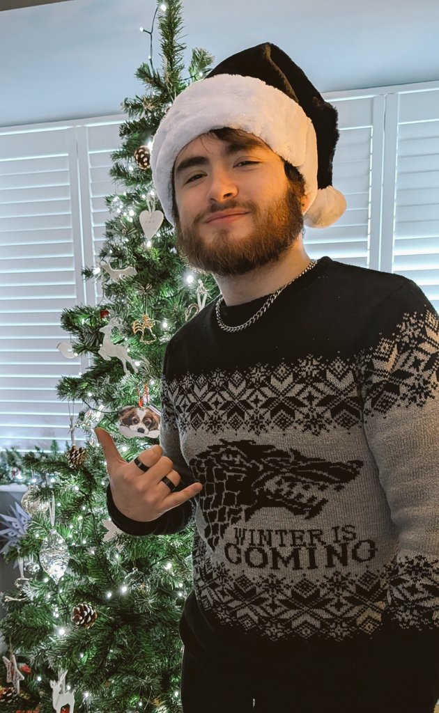 Merry Christmas everyone, I hope you're all having a good one! If you're struggling at this time of year, just remember you're never alone. Stay safe out there and look after yourselves. Much love to you all 🙏