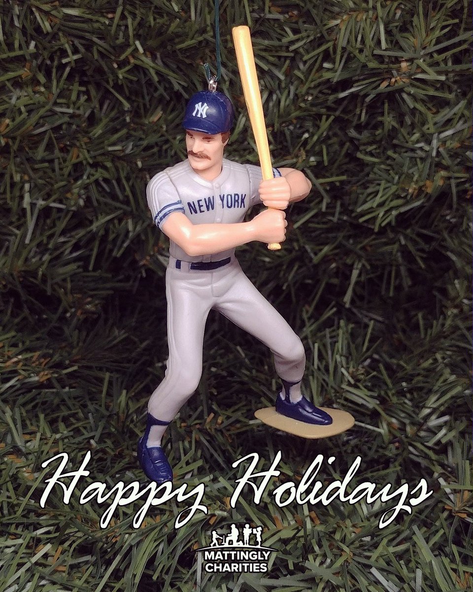 MattinglyChrty's tweet image. Happy Holidays! ⚾️🎄 #MattinglyCharities
