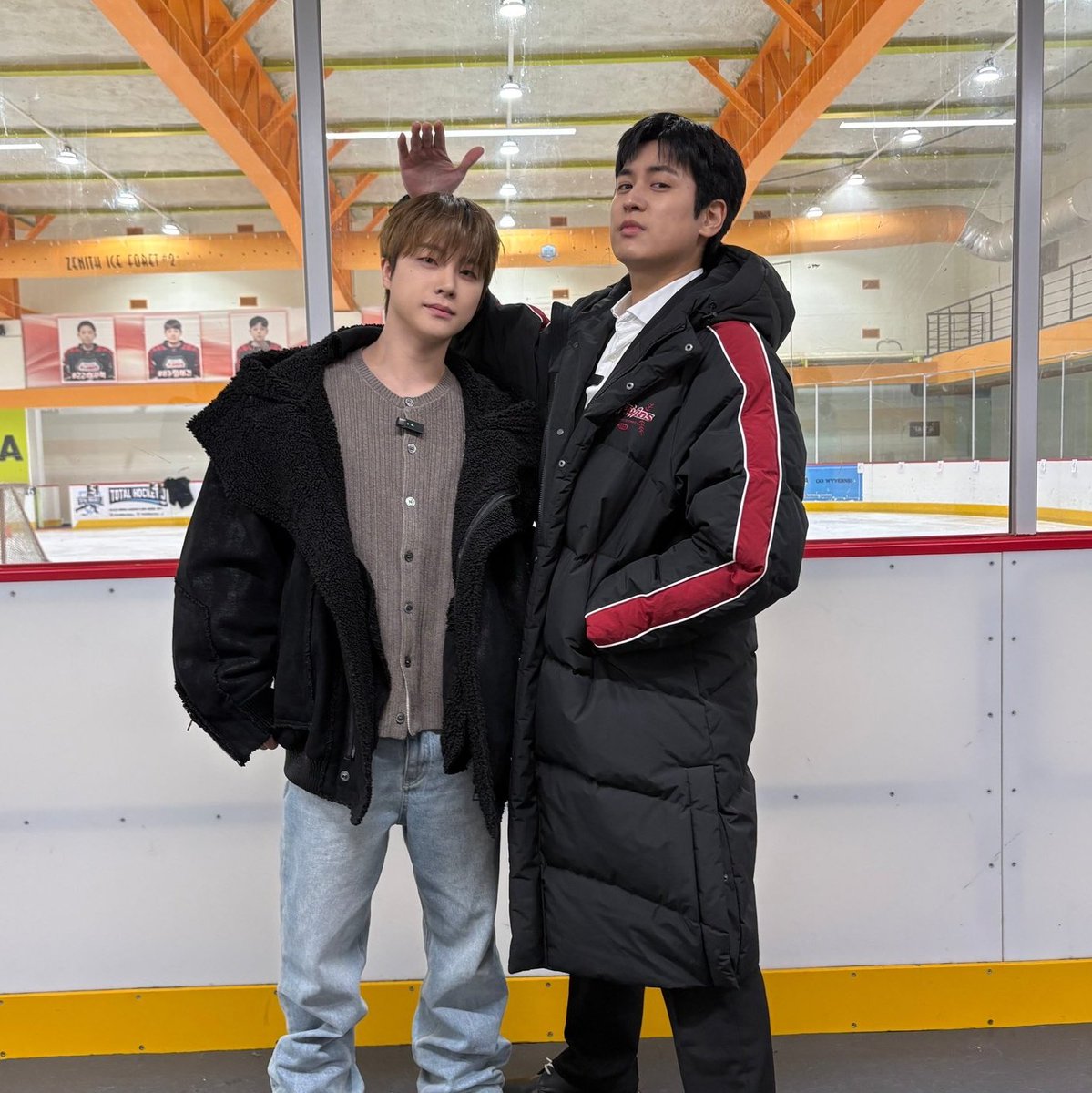 jiwonmuse's tweet image. jinhwan’s face really says “being a mathyung is not for the weak” HAHAHAHAH 😭❤️