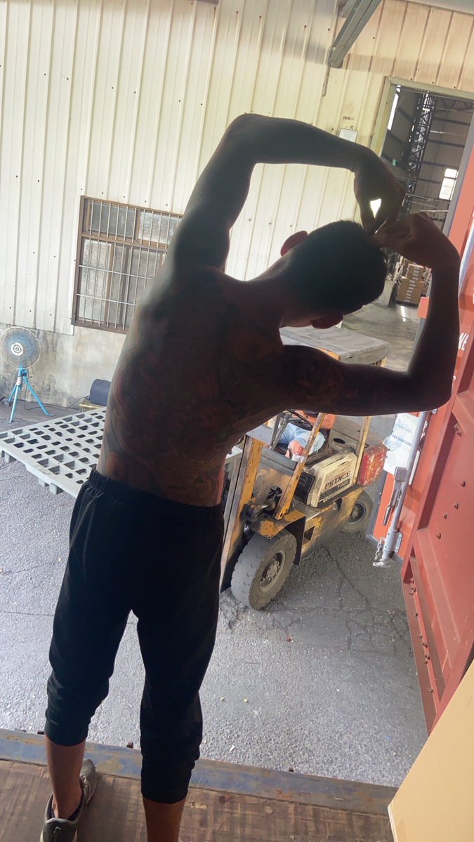 candy094592's tweet image. 祝各位聖誕快樂
 #台中