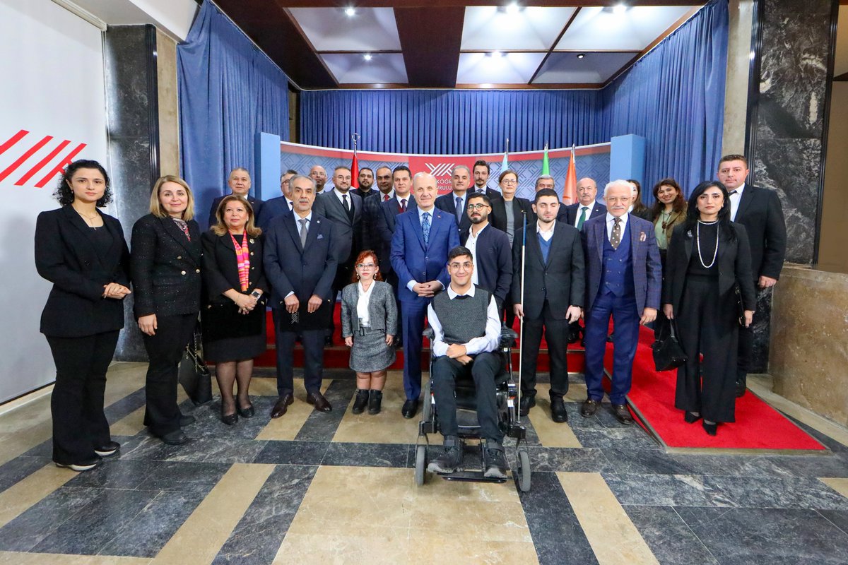 Üniversitemiz, YÖK tarafından düzenlenen 2025 Engelsiz Üniversite Bayrakları ve Program Nişanı Töreni’nde Program Nişanı kategorisinde aldığı 9 nişanla Türkiye genelinde 5’inci sırada yer aldı. 👏

Ayrıntılar ➡️ kastamonu.edu.tr/tr/gundem/kast…

<a href="/YuksekogretimK/">Yükseköğretim Kurulu (YÖK)</a>
#KastamonuÜniversitesi