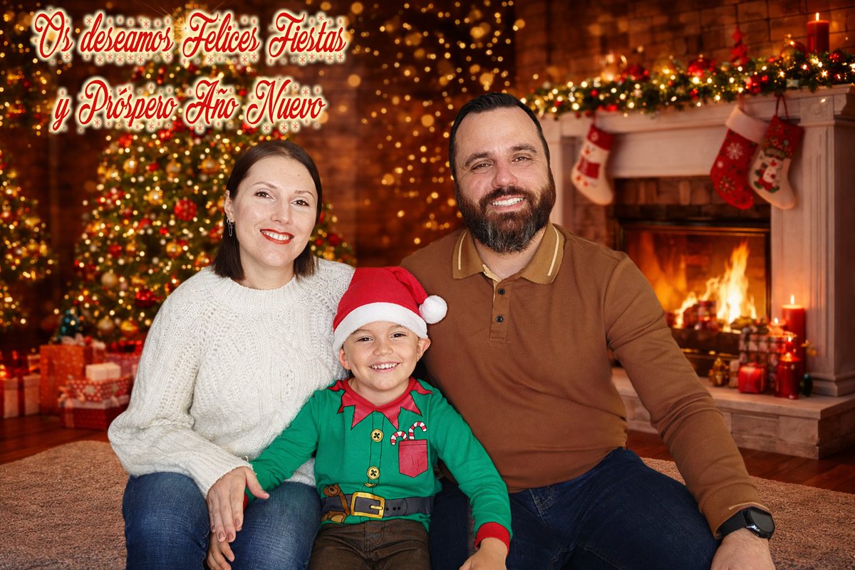 🎄Desde mi hogar y con mi familia, os deseamos a todos felices fiestas y próspero año nuevo.🎄