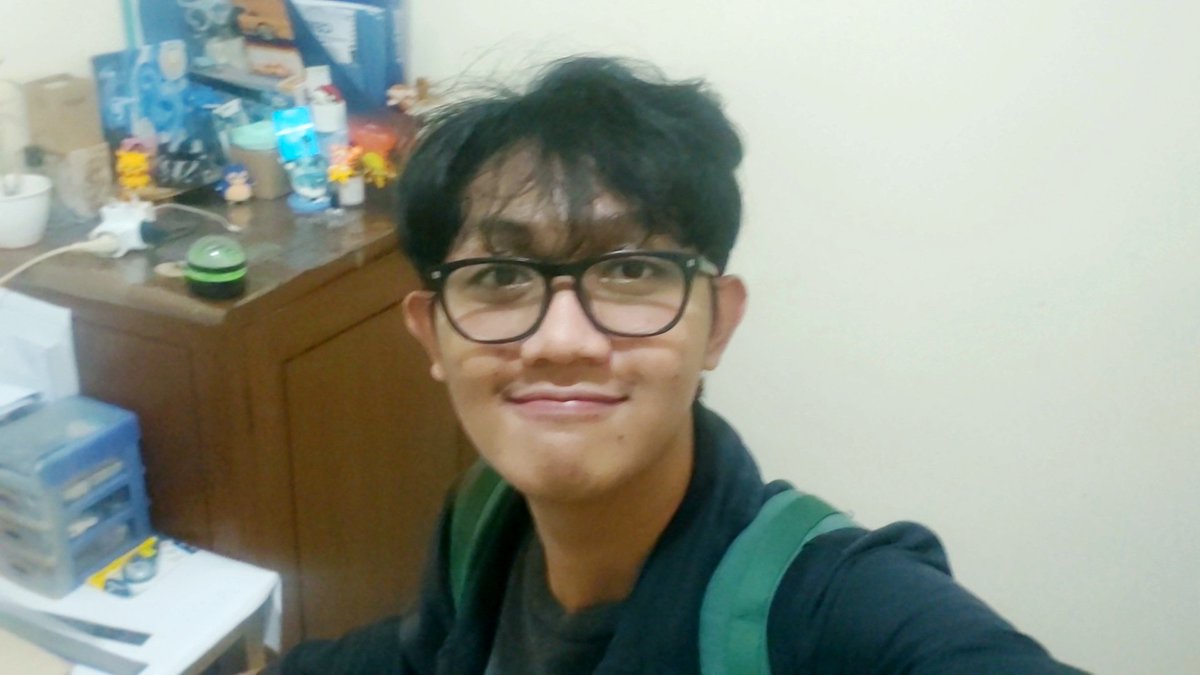 wavetoureth's tweet image. Meninggalkan temcy dengan senyuman karena SEMUA TUGAS sudah BERES

ps. terimakasih shbt shdp bojongkulur, alis kananku, plat nomor belakangku, fe(mboy)thi, karena sudah mengjadi angjem barusan