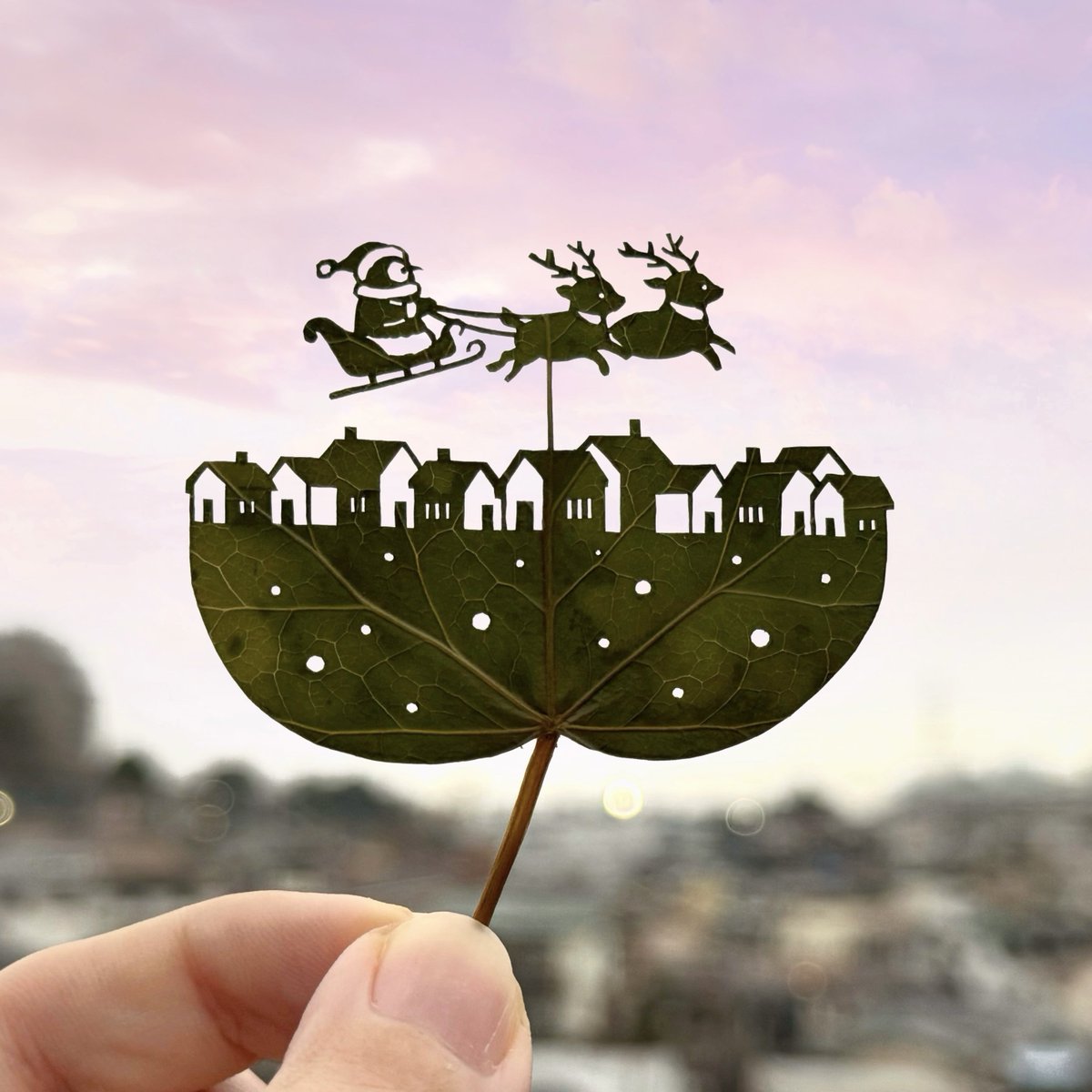 lito_leafart's tweet photo. ｢良い子でいたら、きっとまた来年も｣

#MerryChristmas https://t.co/QNzhHJmR1E