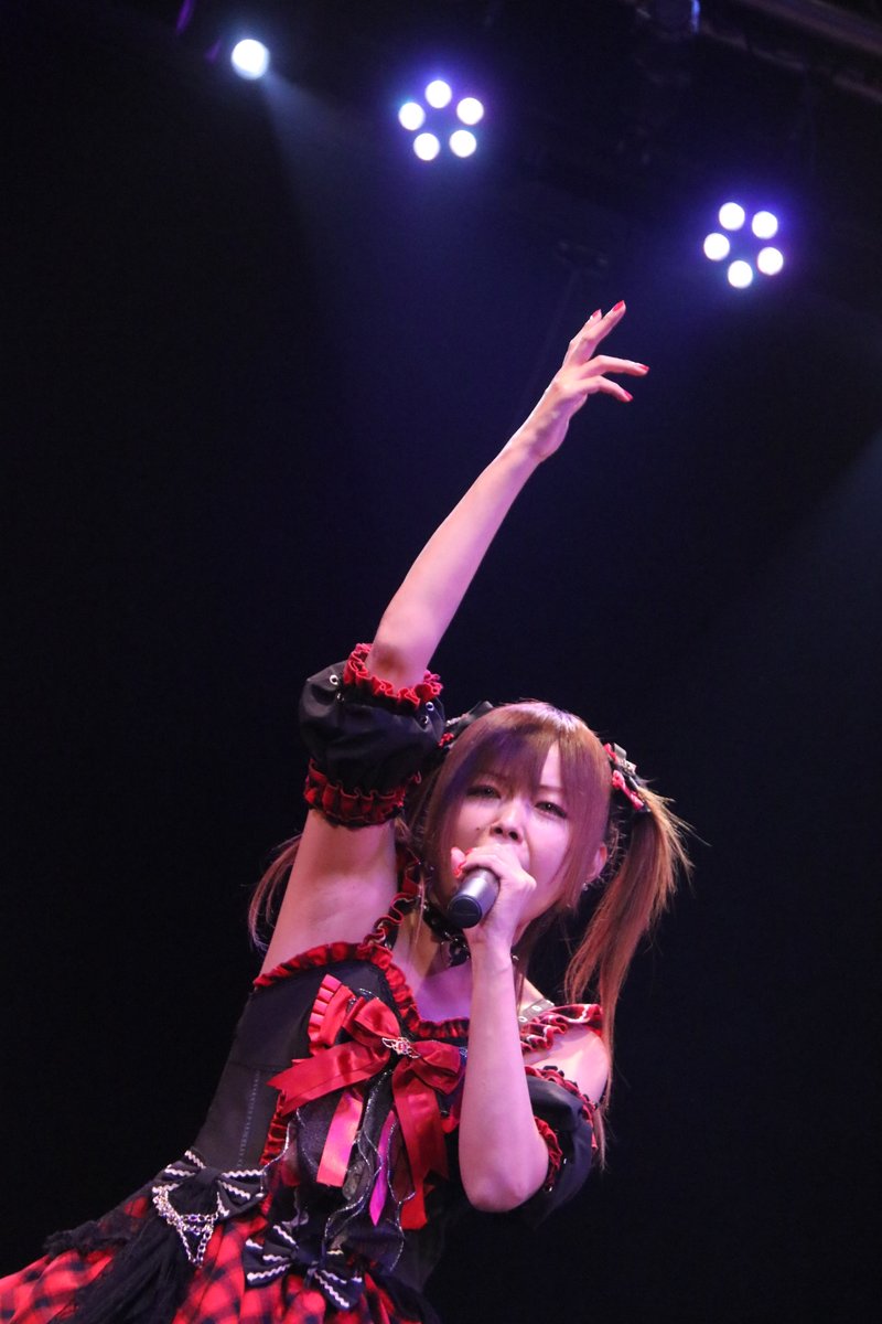 mocchin0871's tweet image. 安里 2025/12/06 ＠ ベイサイドライブホール 2部③

#moz
#MOZZ