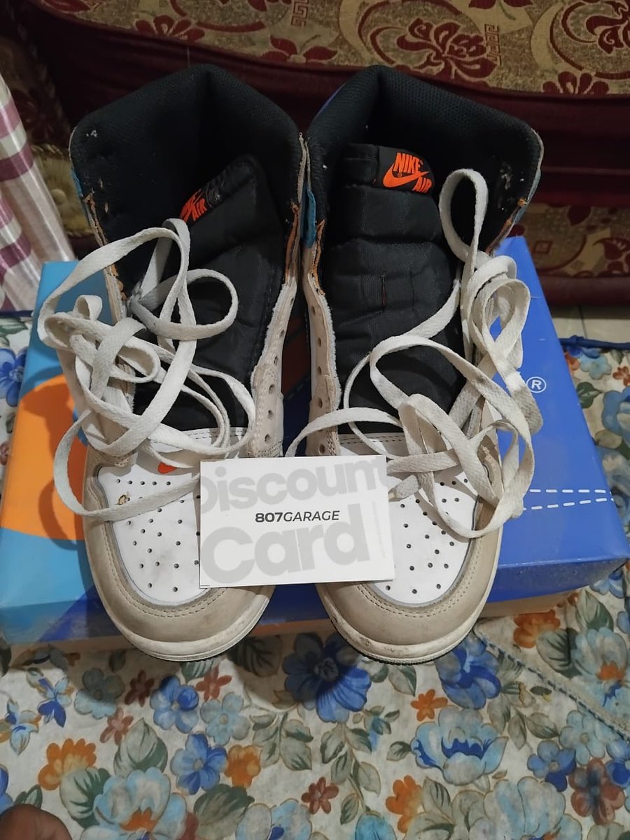 wuffpinky's tweet photo. #wts #nike #airjordanhigh1prototype wts only 1jt (bs nego sampe jadi), baru dipake 4-5x, butuh cuci aja gais, sz 40,5, pengiriman dari pekanbaru (bs co oyen) ⭐ https://t.co/xA2rcMBvFw