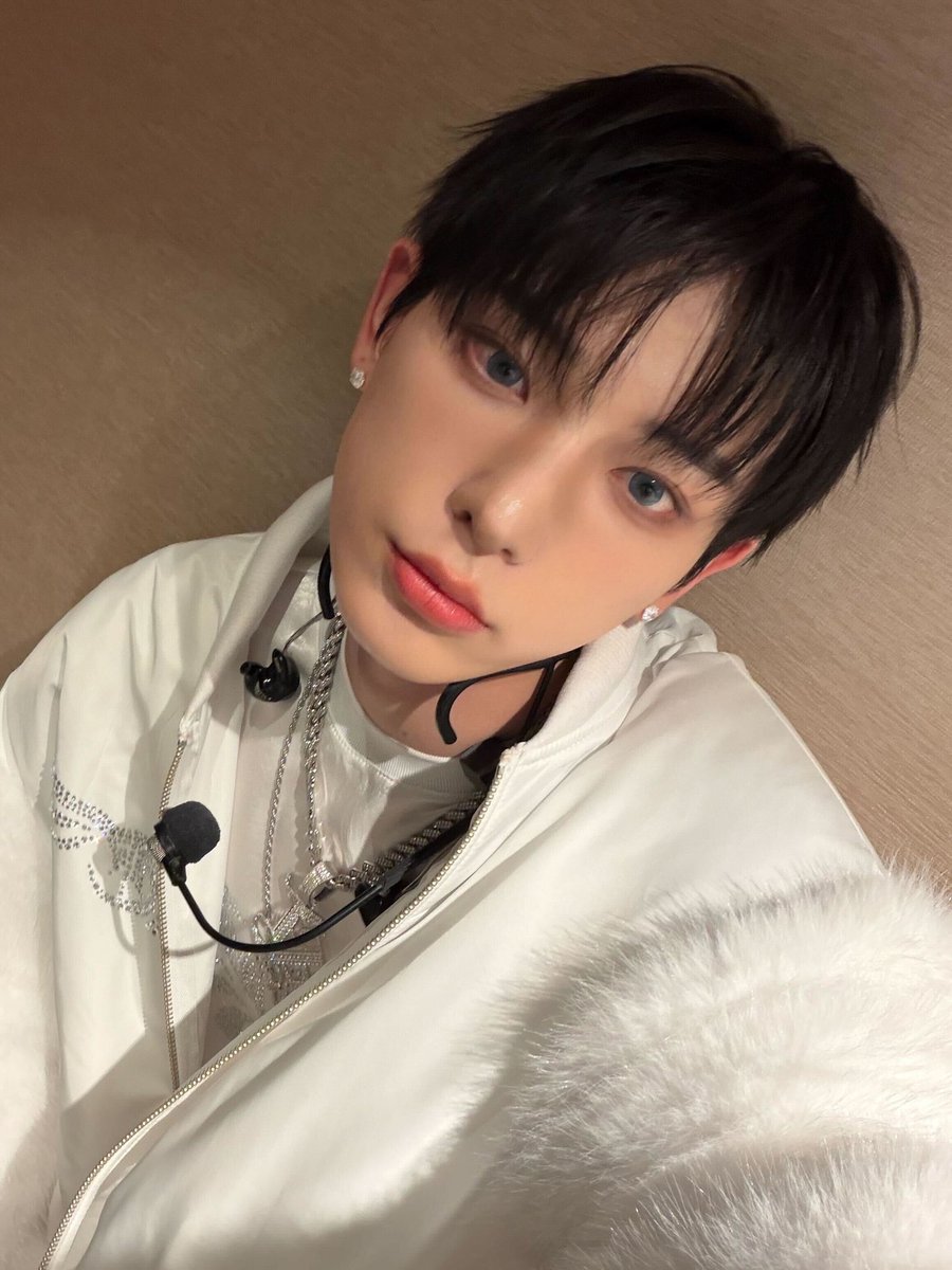andTEAMluneGBL's tweet image. 🌐 [WEVERSE] 251225
     #HARUA Post 🐰 — 1/2 👇

"😁😁😁😁😁😁😁😁😁😁"

📎weverse.io/andteam/artist…

#andTEAM_HARUA
#앤팀 @andTEAM_members