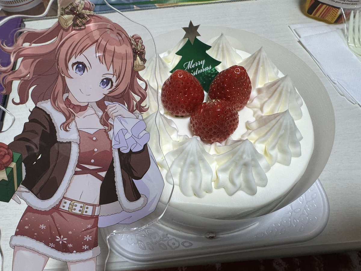 AGE_2WM's tweet image. あとなんか……半額になってたんでホールケーキ買っちゃいました……
一人でホールケーキ食べるのは初めてです
対戦よろしくお願いします