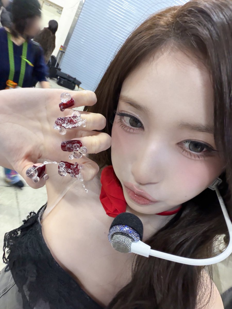 IVEstarship's tweet image. 📸 
IVE SHOT!

DATE : 2025.12.25
NAME : 2025 #SBS #가요대전

#IVE #아이브 
#안유진 #가을 #레이 #장원영 #리즈 #이서 
#IVE_SHOT
#2025SBS가요대전