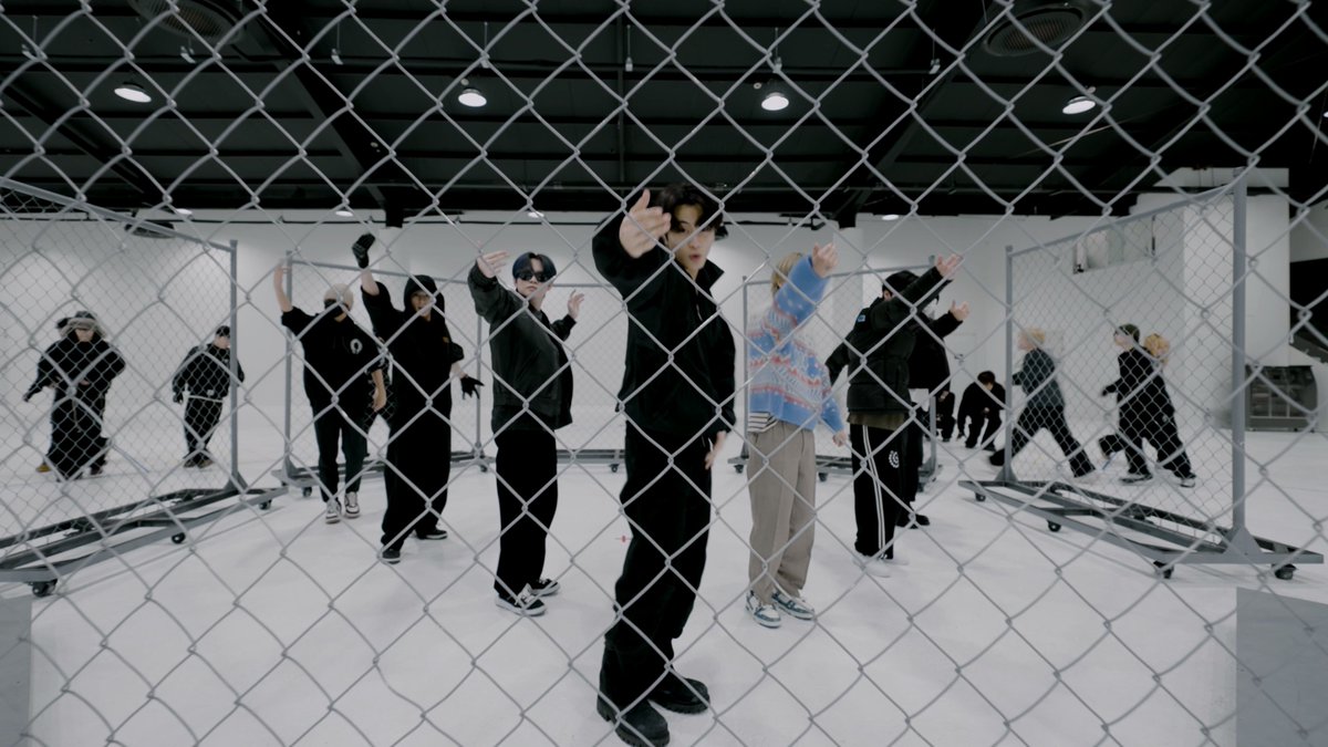 NCTsmtown_DREAM's tweet image. NCT DREAM 엔시티 드림 'CHILLER + Beat It Up' Performance Practice (2025 SBS 가요대전 Ver.)

youtu.be/mm9SDBQOjIk

#NCTDREAM
#CHILLER #BeatItUp
#NCTDREAM_CHILLER #NCTDREAM_BeatItUp
#2025SBS가요대전