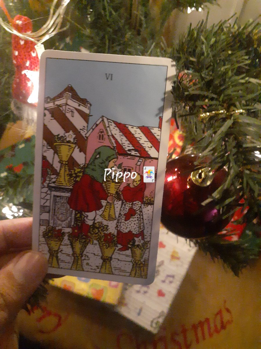 This Christmas, may happiness find you in small, sweet moments.
The kind that makes your heart smile. 🎄🎁💗