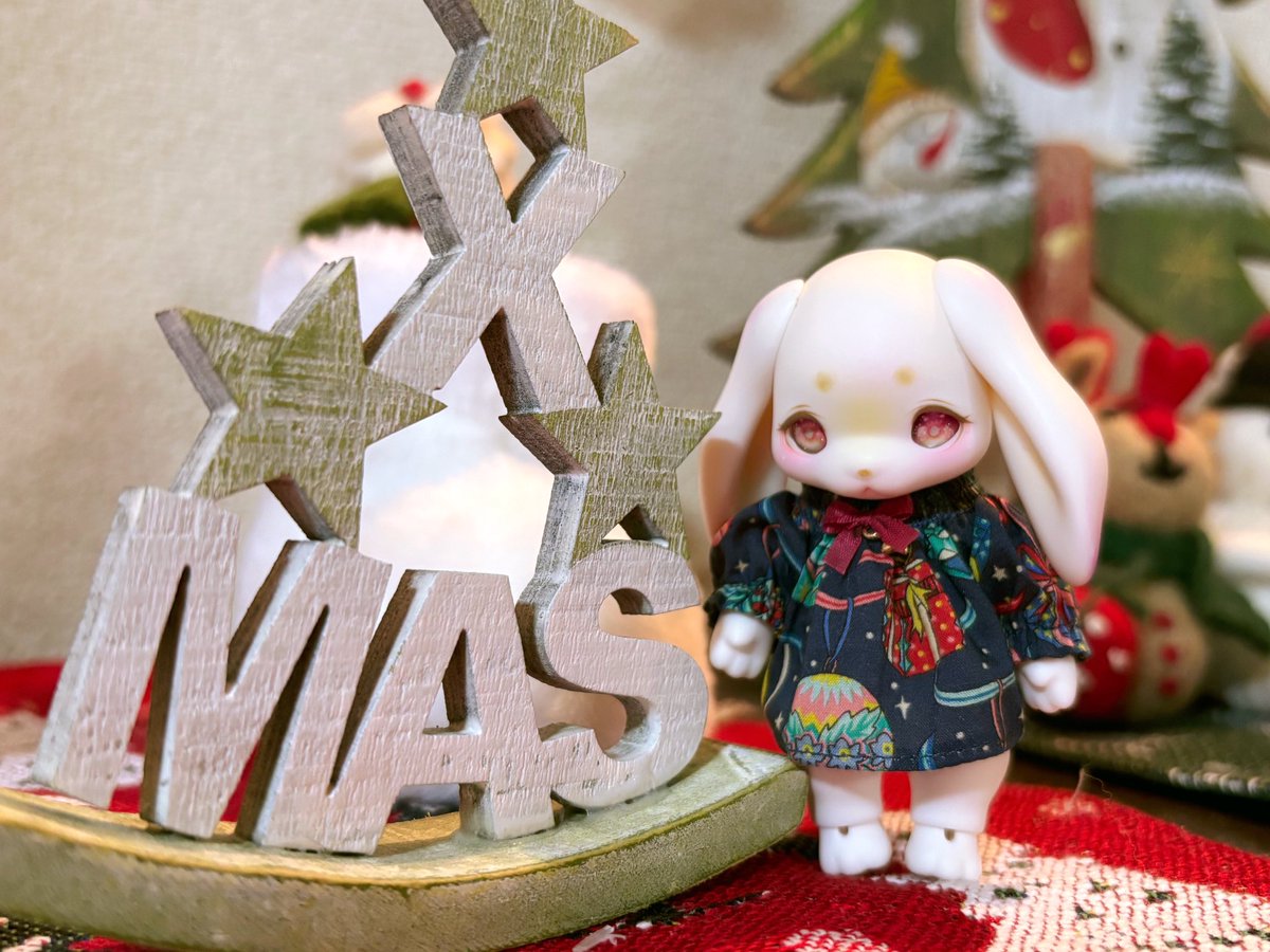 先日実家でクリスマスパーティーしてきました🎄(ケーキは撮る前に娘に食べられました🥹)
クリスマススモック姿のアンちゃん可愛いです🩷
皆さん良いクリスマスをお過ごし下さい✨✨

#nano服