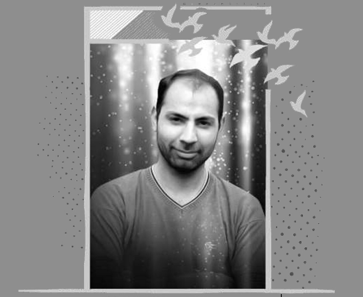 _MRMOHSEN_'s tweet photo. امکان نداشت کاری از او بخواهی و انجام ندهد؛
محسن با کمک خیرینی که می‌شناخت برای فقرا خانه اجاره می‌کرد،بیشتر حقوقش خرج ایتام میشد...
به نقل از رفقای شهید

شهید محسن کمالی دهقان

#البرز_بردوش_قهرمانان
#البرز_قهرمان https://t.co/sNafIl14Wz