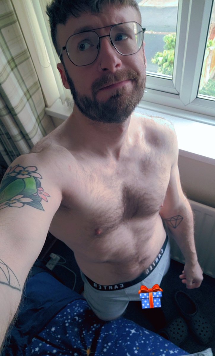 Himbo The Clown tweet media