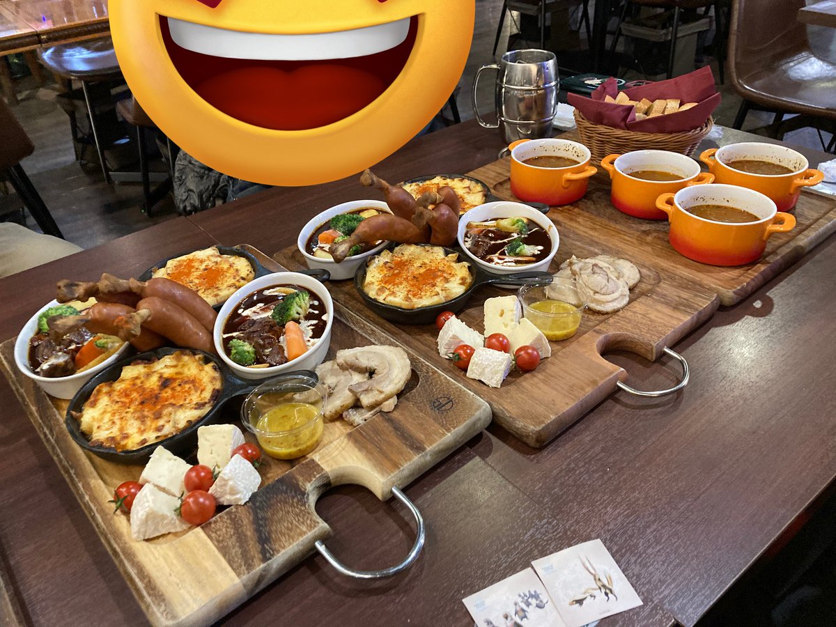 クリスマスはモンハン酒場じゃい！
メリークリスマス🎄