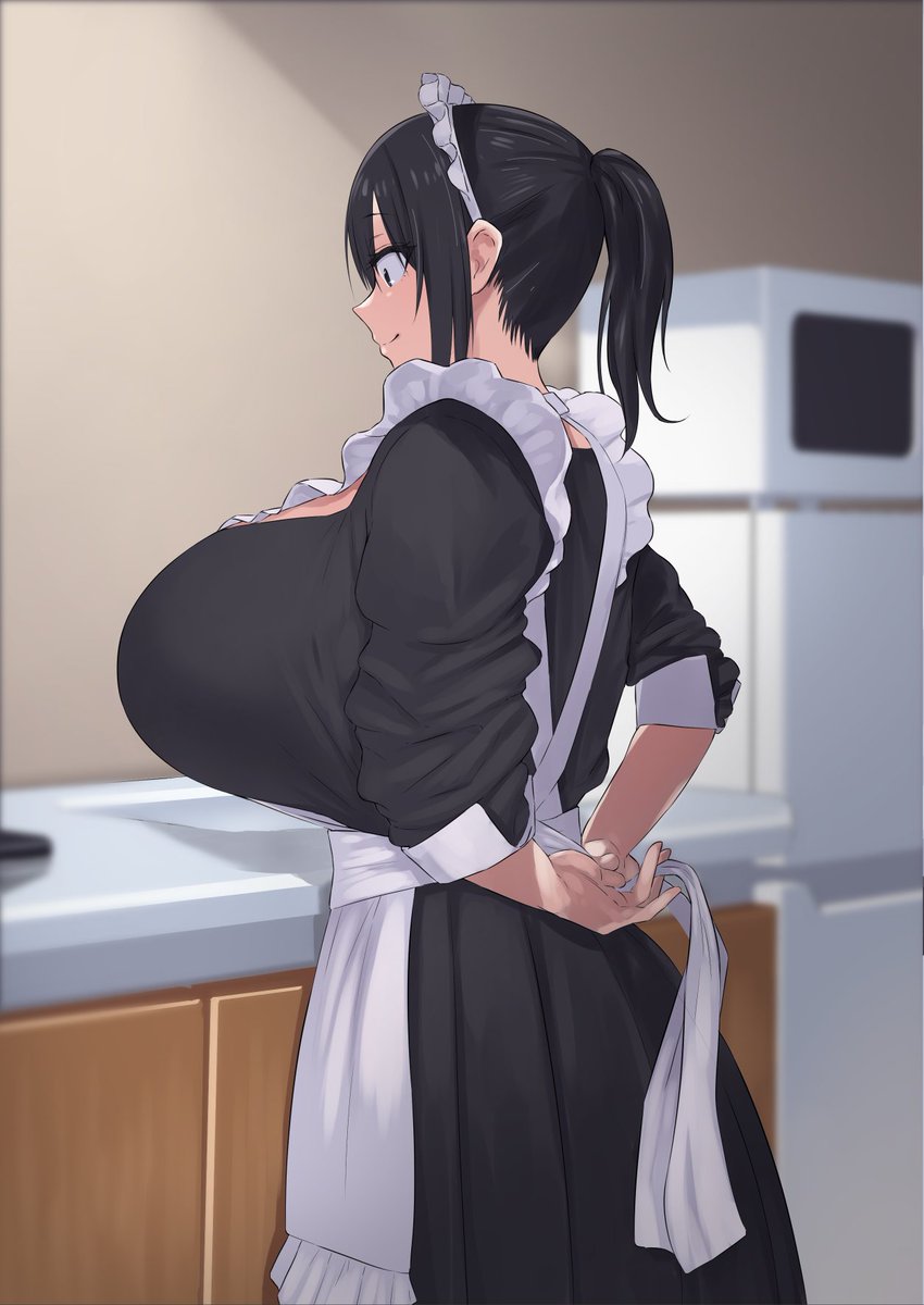 四白眼のメイドさんと生活 