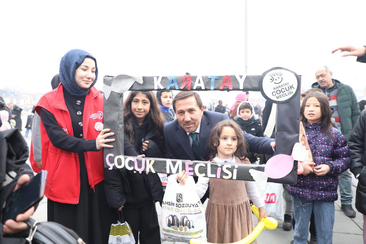 Mevlana Meydanı’mızı heyecan ve mutluluklarıyla dolduran çocuklarımızla #Şivlilik bereketini hep birlikte yaşıyoruz.