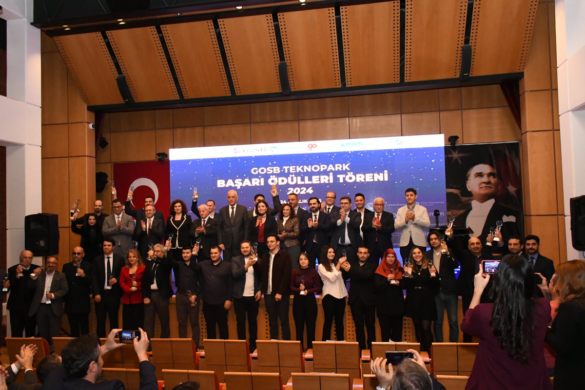 🚀 Vizyonun, Emeğin ve İnovasyonun Ödülü

🏆 Teknolojinin Gücü, Başarının Adı: GOSB Teknopark Başarı Ödülleri 2024 Gerçekleşti!

Teknoloji ve inovasyon odaklı çalışmalarıyla ekosistemimize değer katan firmalarımızın başarılarını onurlandırmak amacıyla düzenlenen GOSB Teknopark