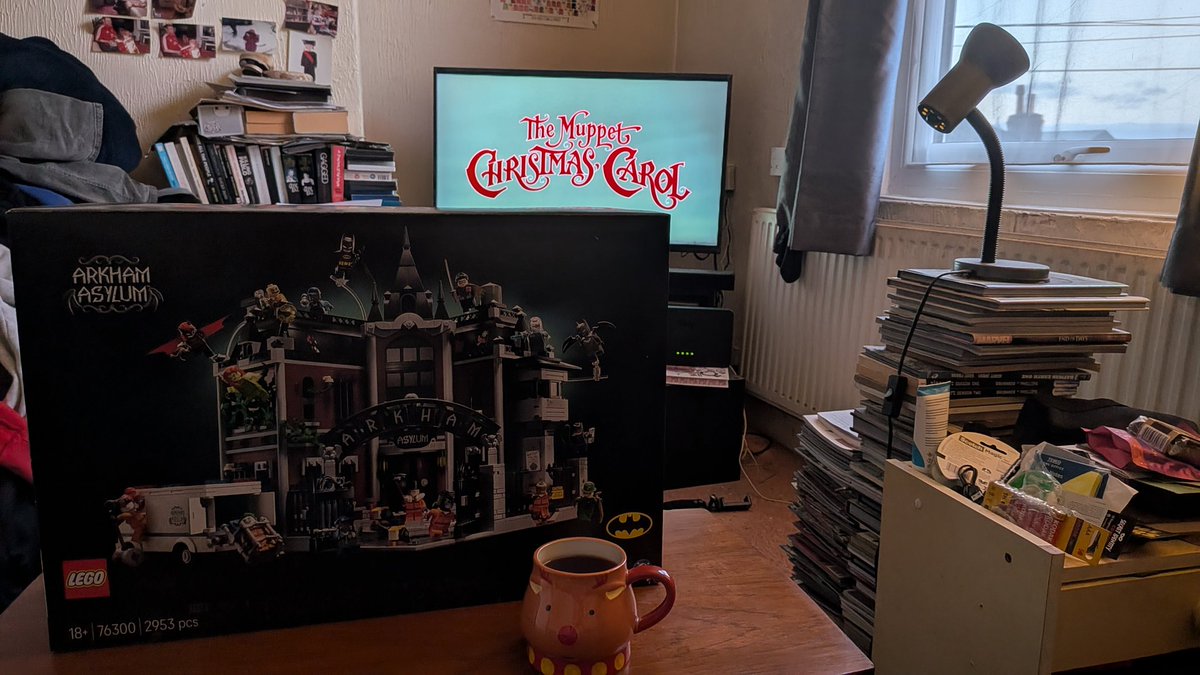 mr_milo_garrett's tweet photo. And so the Christmas tradition begins. Let's see if Mr Humbug, Mr Outrage, Mr Sneer, Mr Grim, Mr Skinflint, Mr Heartless, Mr Cruel will learn any lessons in the next 90 minutes.
Merry Christmas everyone https://t.co/qLGZ0IJ5DG