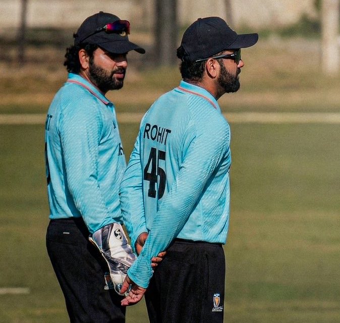 Just like Bollywood actors use body doubles for action scenes, Rohit Sharma can also use a body double for domestic matches to fulfill the management’s criteria of playing domestic cricket. 😊🏏
#VHT2025 
#RohitSharma𓃵