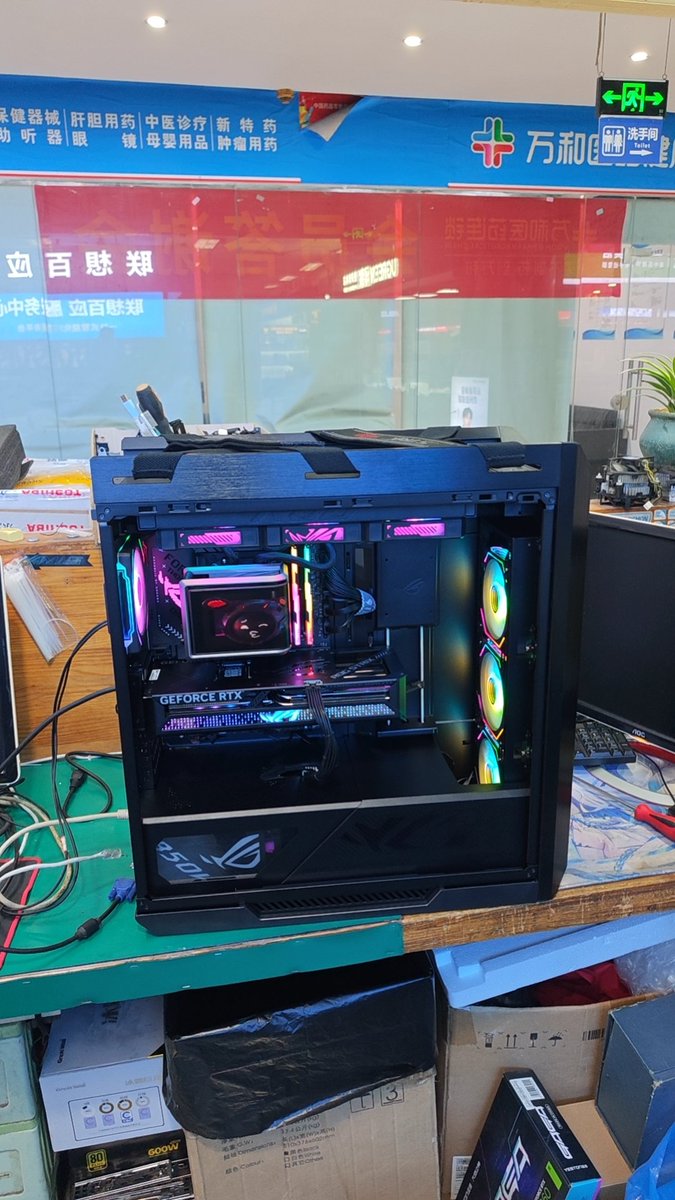 脱了裤子打光屁股 tweet media